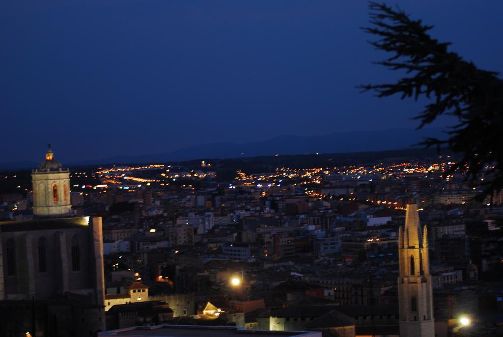 Villa Montjuic Gerona Buitenkant foto