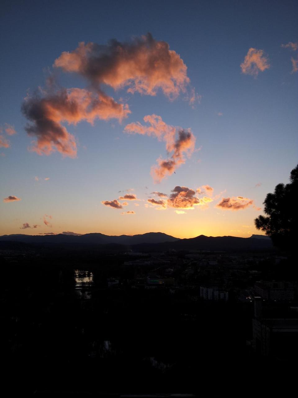 Villa Montjuic Gerona Buitenkant foto